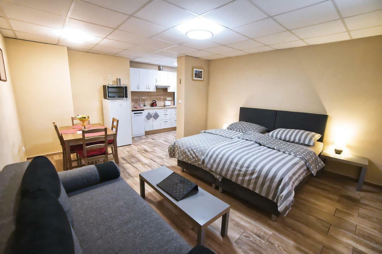 Nice Accommodation In מיקולוב מראה חיצוני תמונה